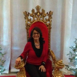 Meet your Posher, Angela